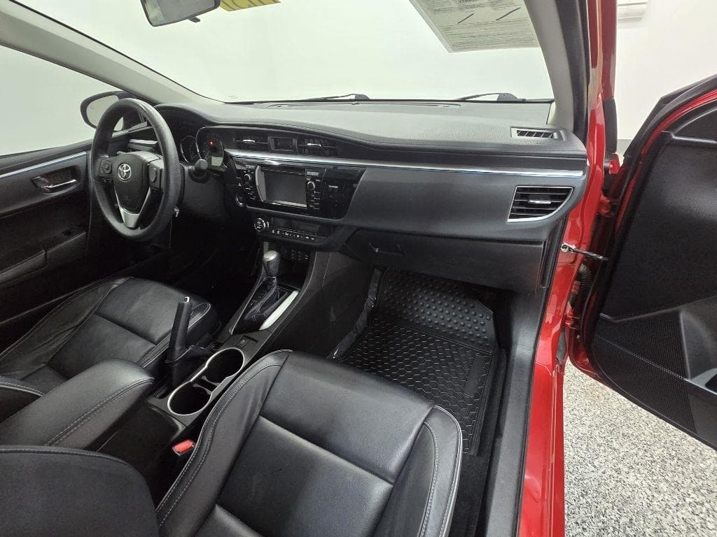 2014 TOYOTA Corolla - Image 22