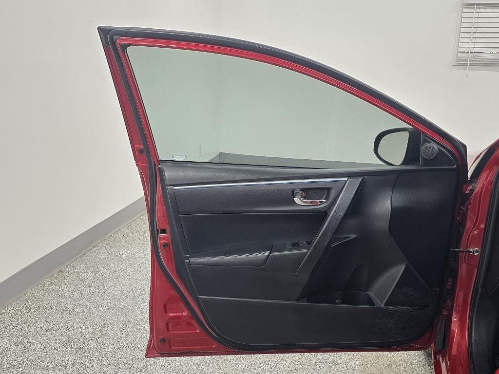 2014 TOYOTA Corolla - Image 27