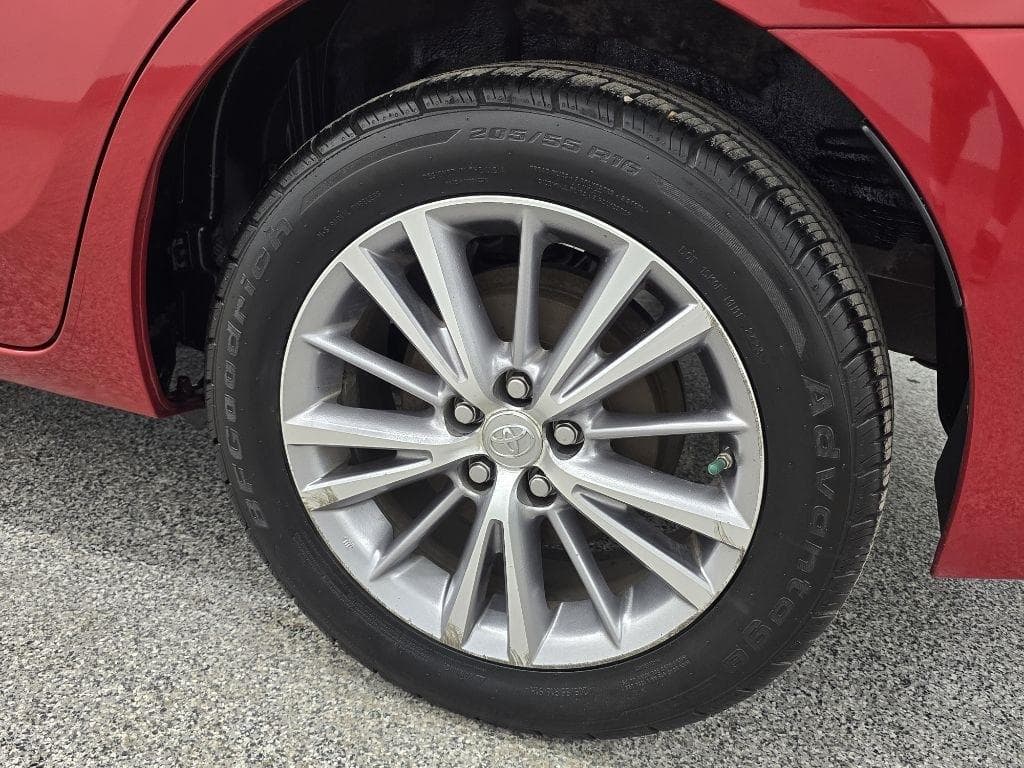 2014 TOYOTA Corolla - Image 33