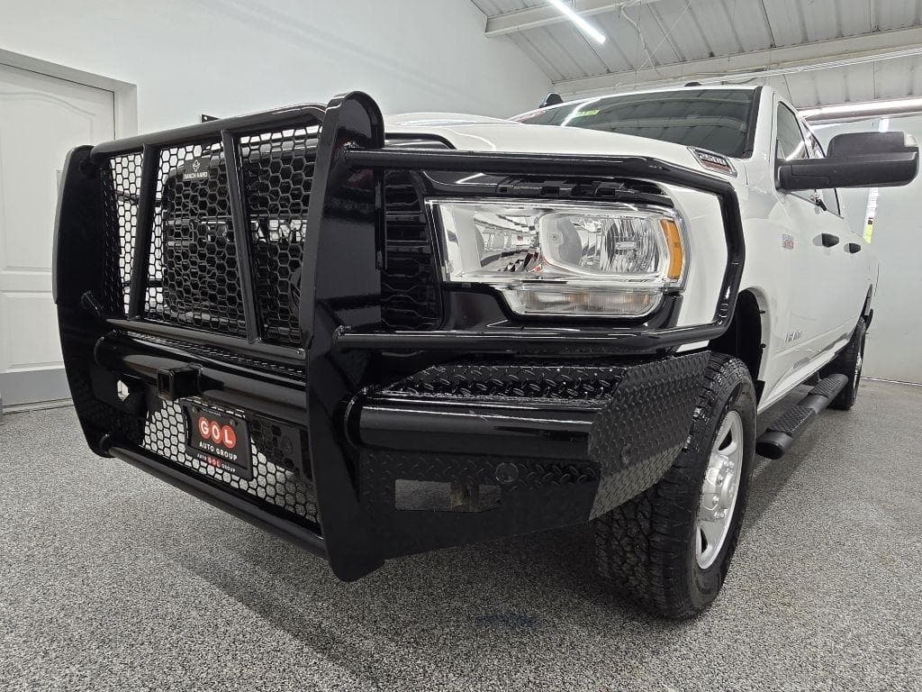 2022 RAM 2500 - Image 9