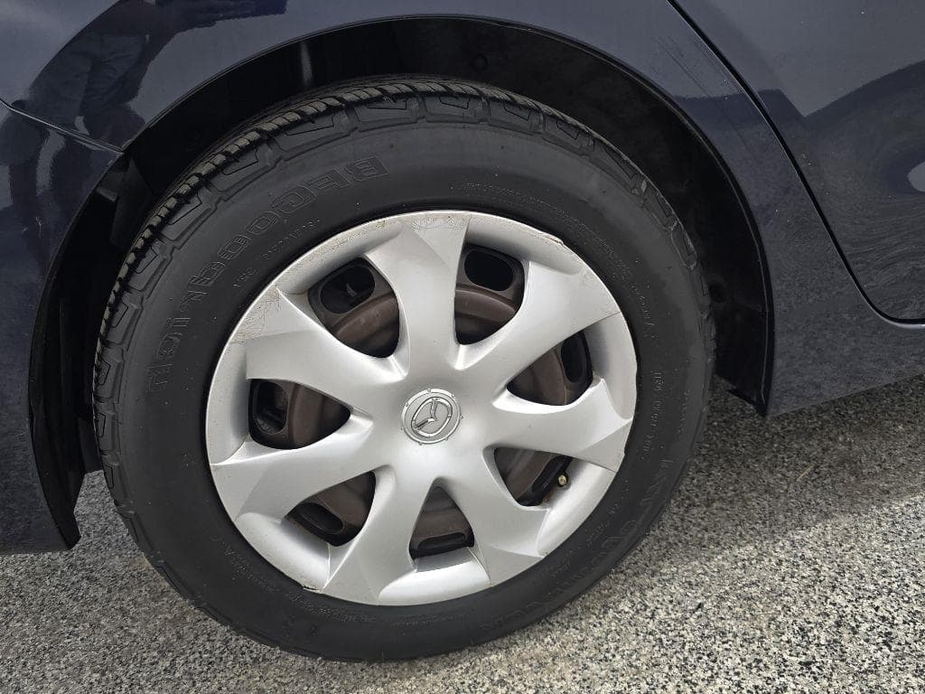 2016 MAZDA MAZDA3 - Image 29