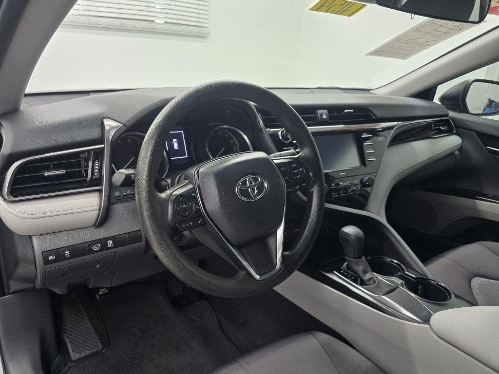 2020 TOYOTA Camry - Image 10