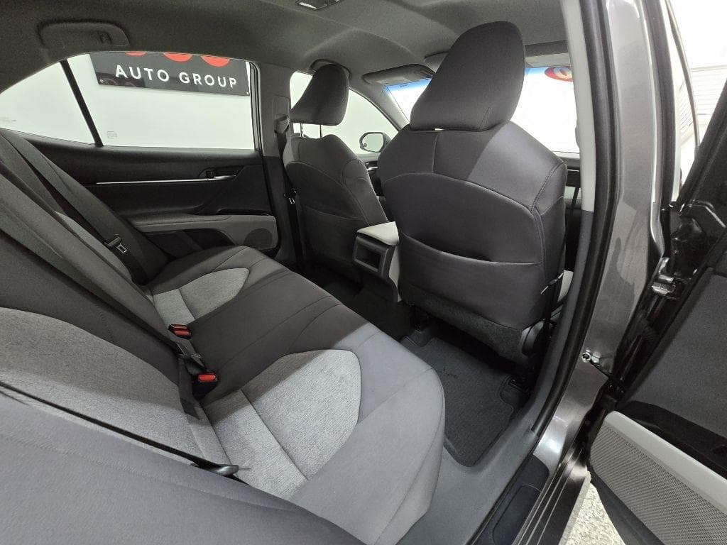 2020 TOYOTA Camry - Image 18