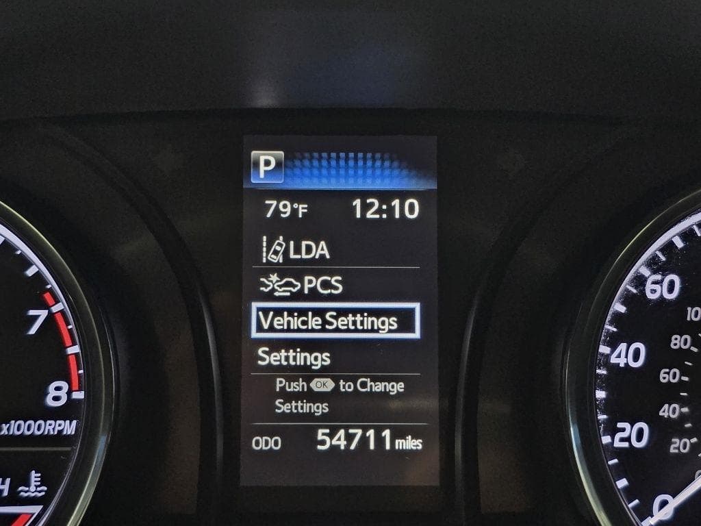 2020 TOYOTA Camry - Image 22