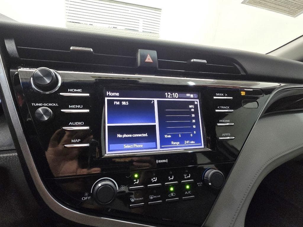 2020 TOYOTA Camry - Image 23