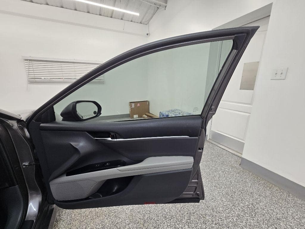 2020 TOYOTA Camry - Image 27