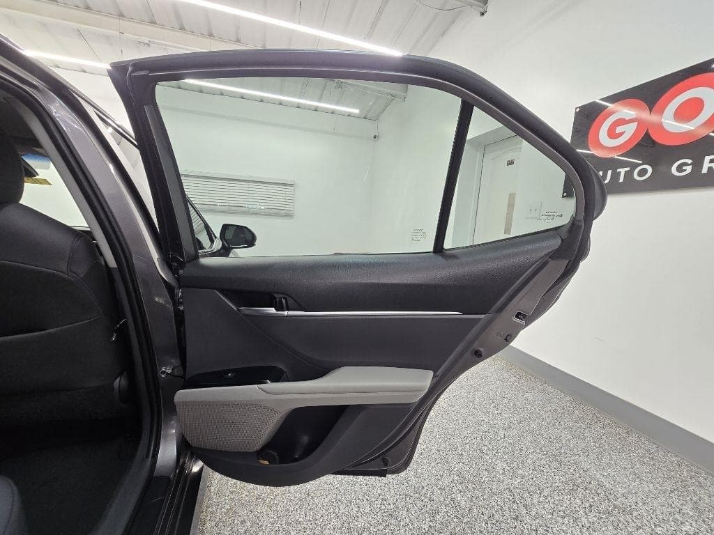 2020 TOYOTA Camry - Image 28