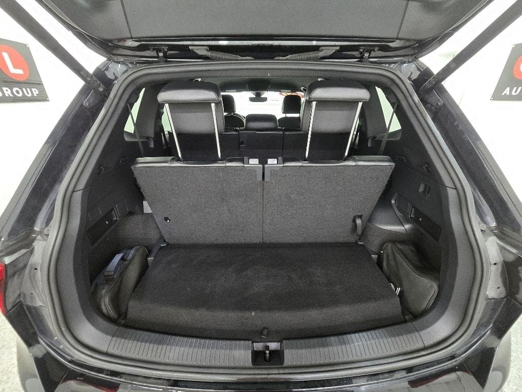 2022 VOLKSWAGEN Tiguan - Image 18