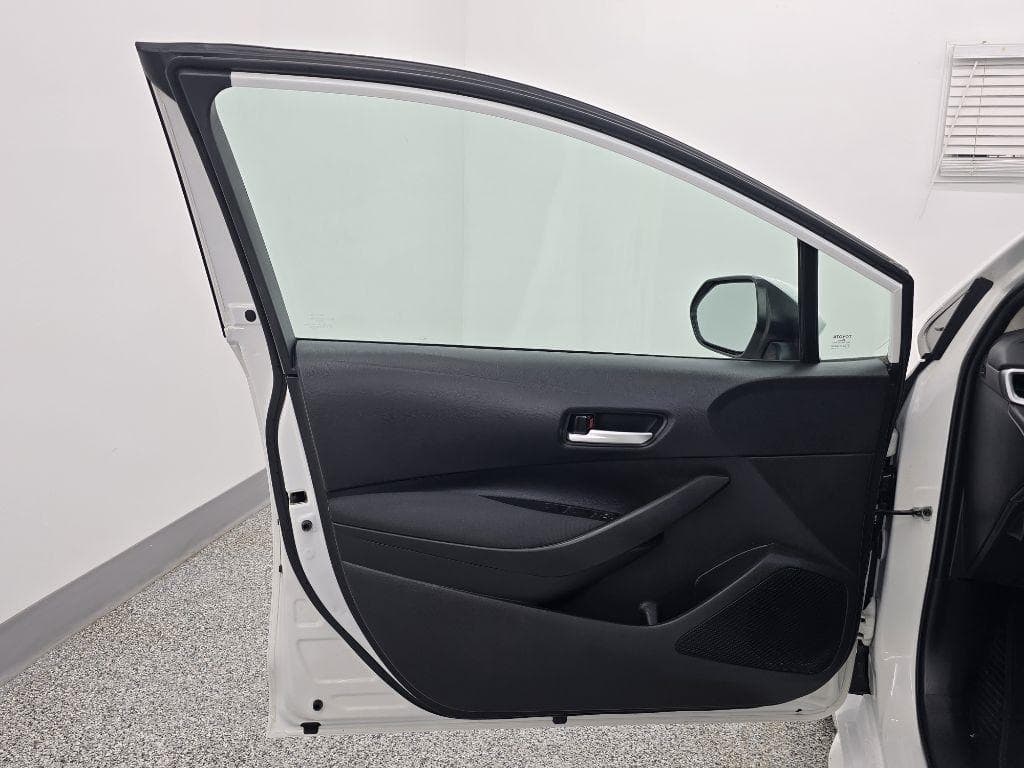 2021 TOYOTA Corolla - Image 29