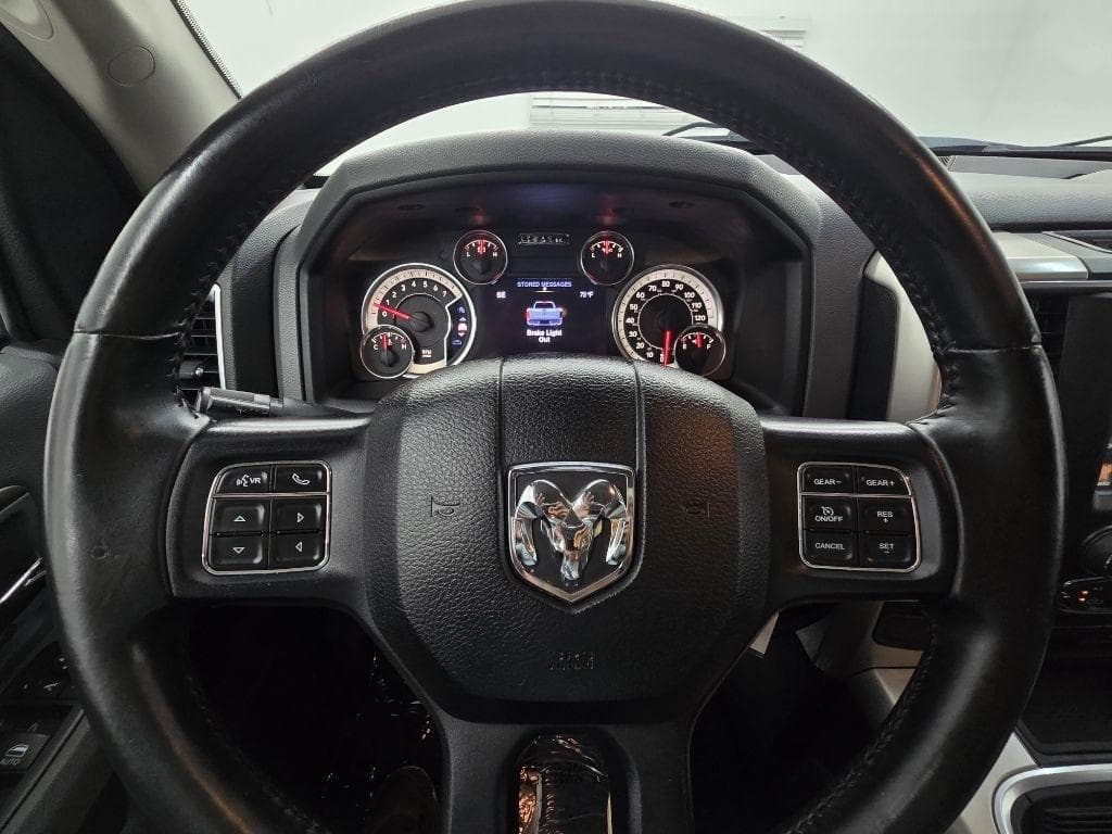 2016 RAM 1500 - Image 23