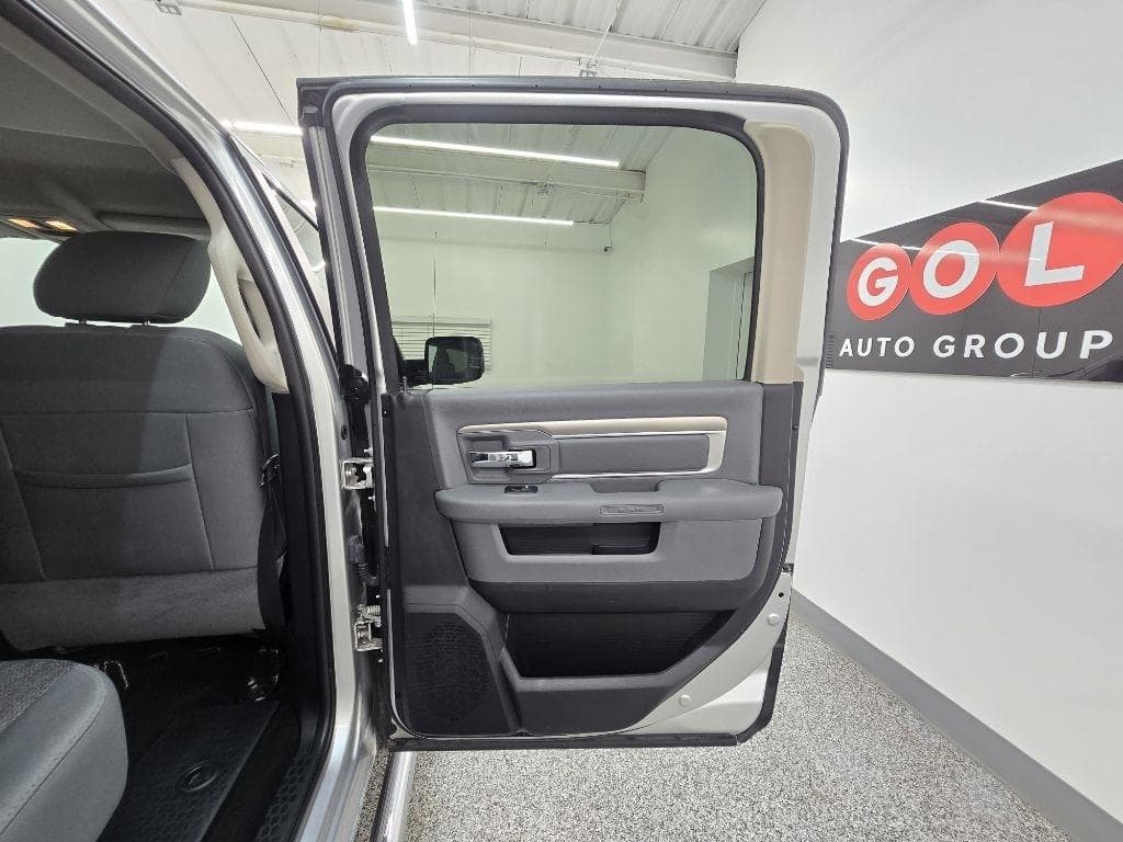 2016 RAM 1500 - Image 29