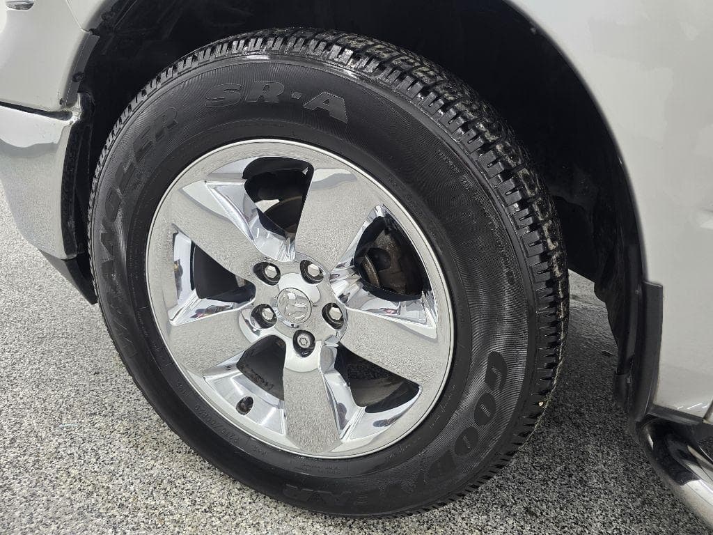 2016 RAM 1500 - Image 32