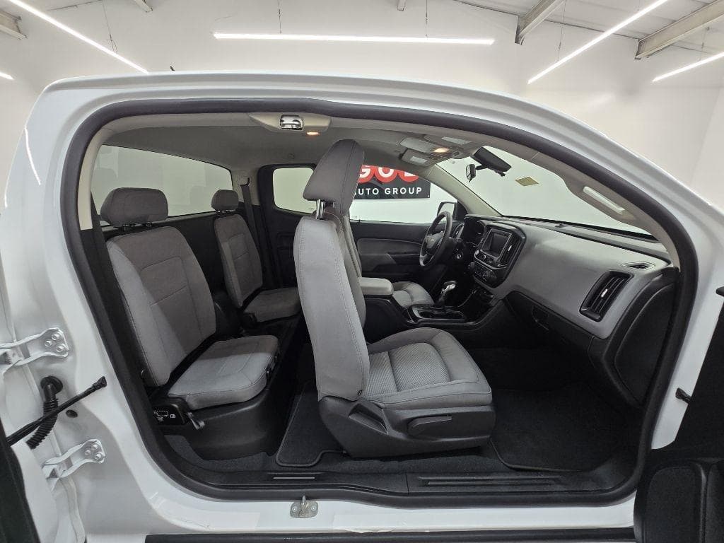 2022 CHEVROLET Colorado - Image 16