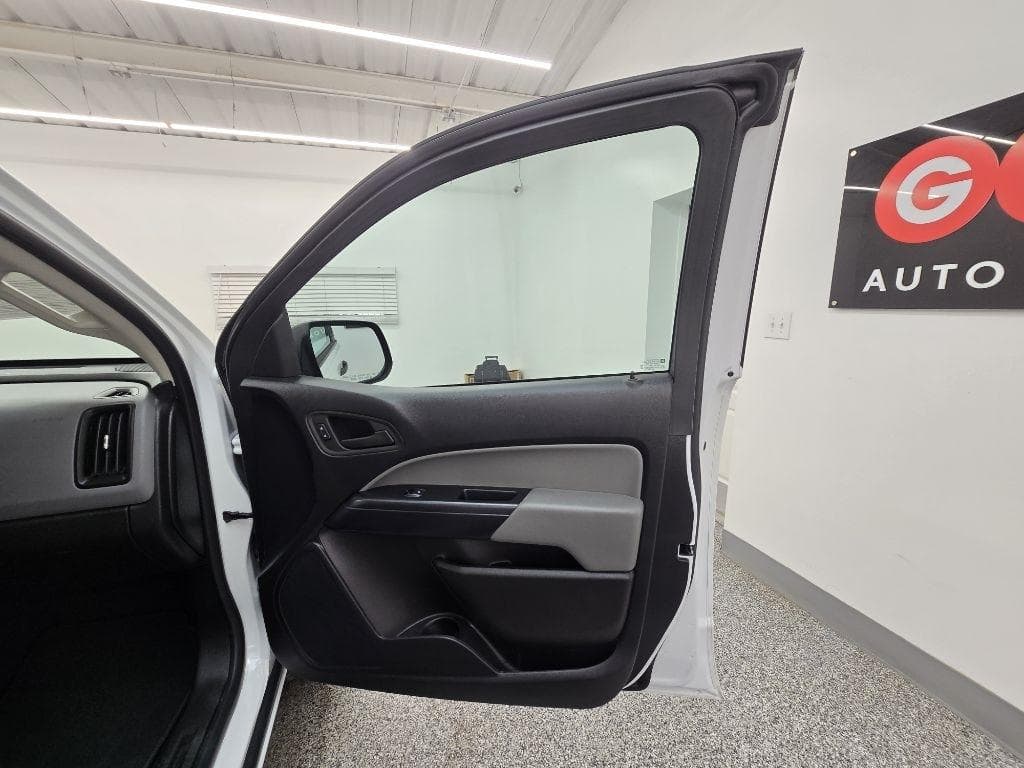 2022 CHEVROLET Colorado - Image 23