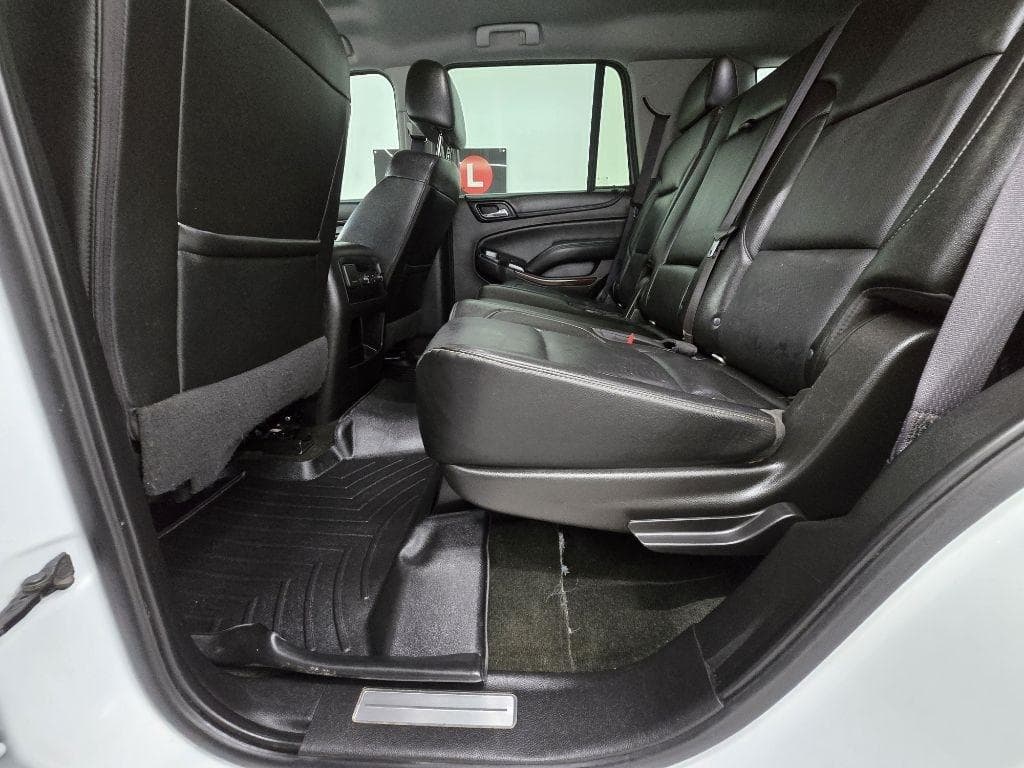 2017 GMC Yukon - Image 14