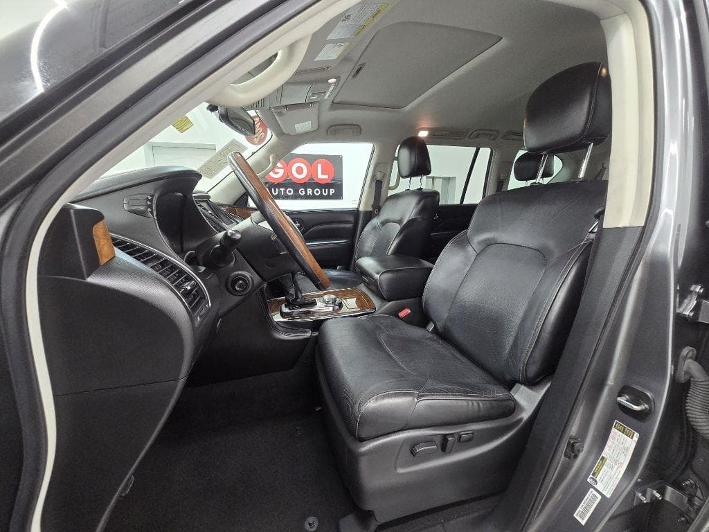 2019 INFINITI QX80 - Image 13