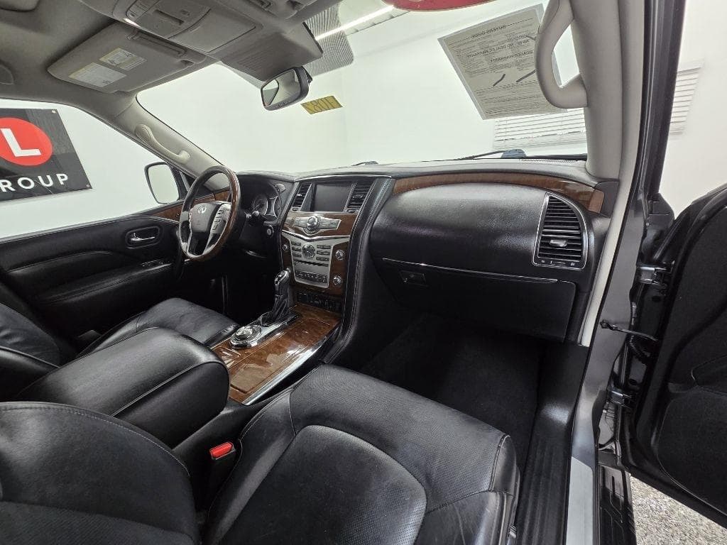 2019 INFINITI QX80 - Image 25