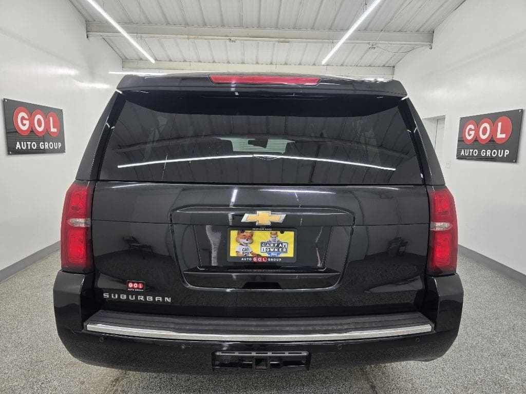 2016 CHEVROLET Suburban - Image 6