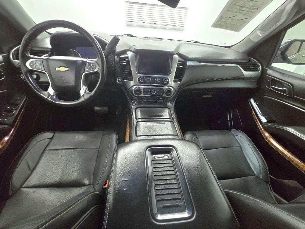 2016 CHEVROLET Suburban - Image 15