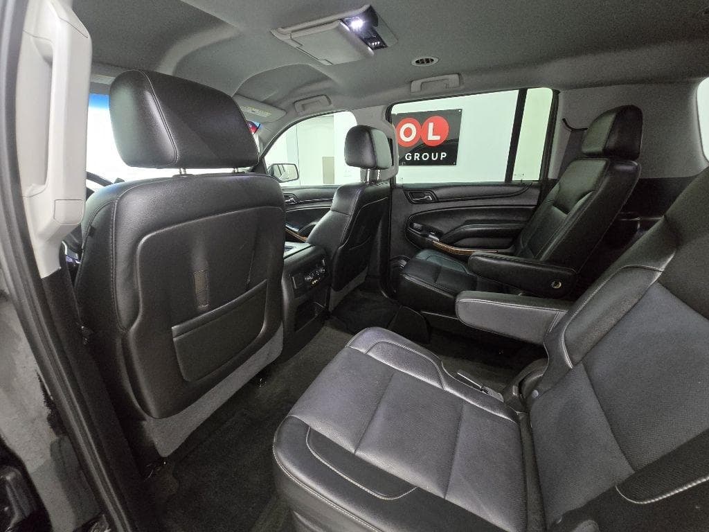 2016 CHEVROLET Suburban - Image 18