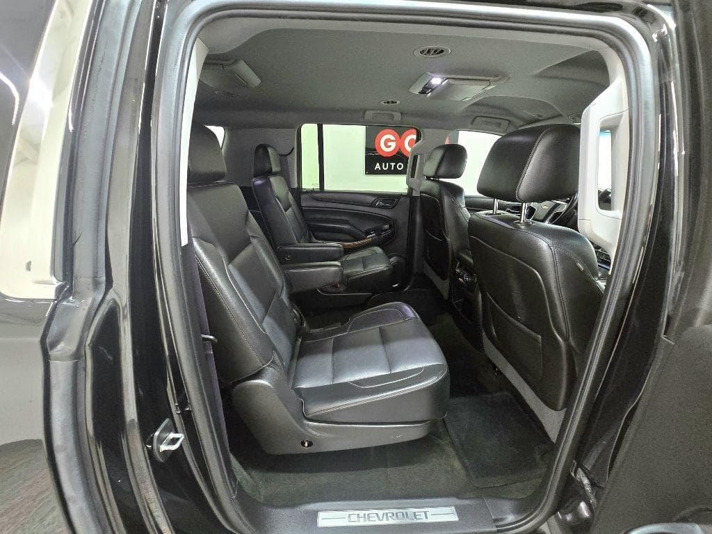 2016 CHEVROLET Suburban - Image 22