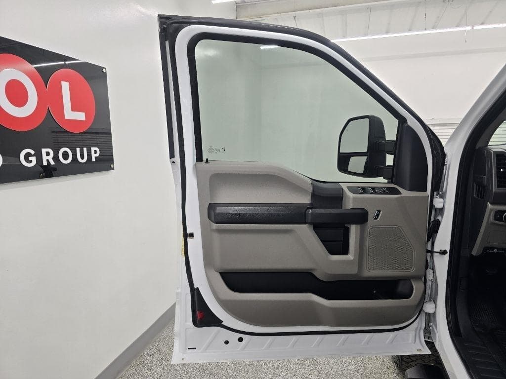 2022 FORD F-250 - Image 28