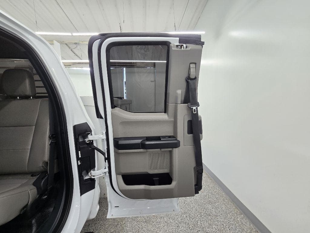 2022 FORD F-250 - Image 29