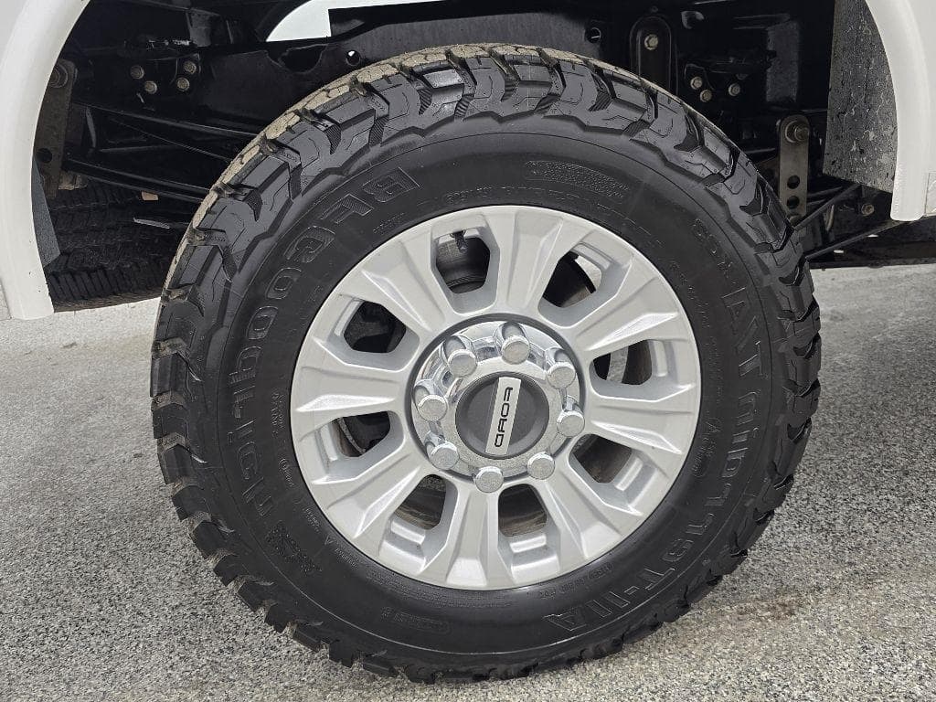 2022 FORD F-250 - Image 34