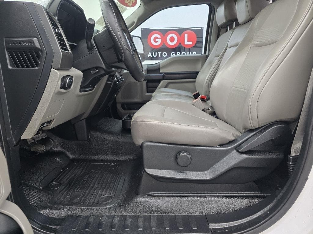 2019 FORD F-350 - Image 13