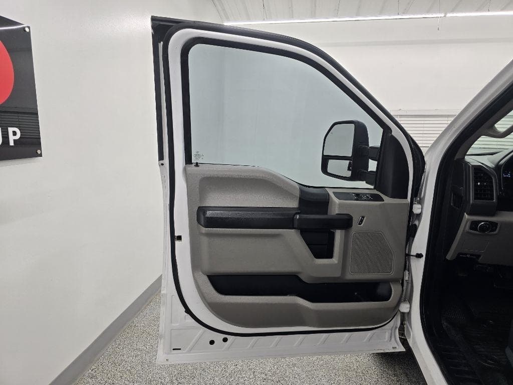 2019 FORD F-350 - Image 22