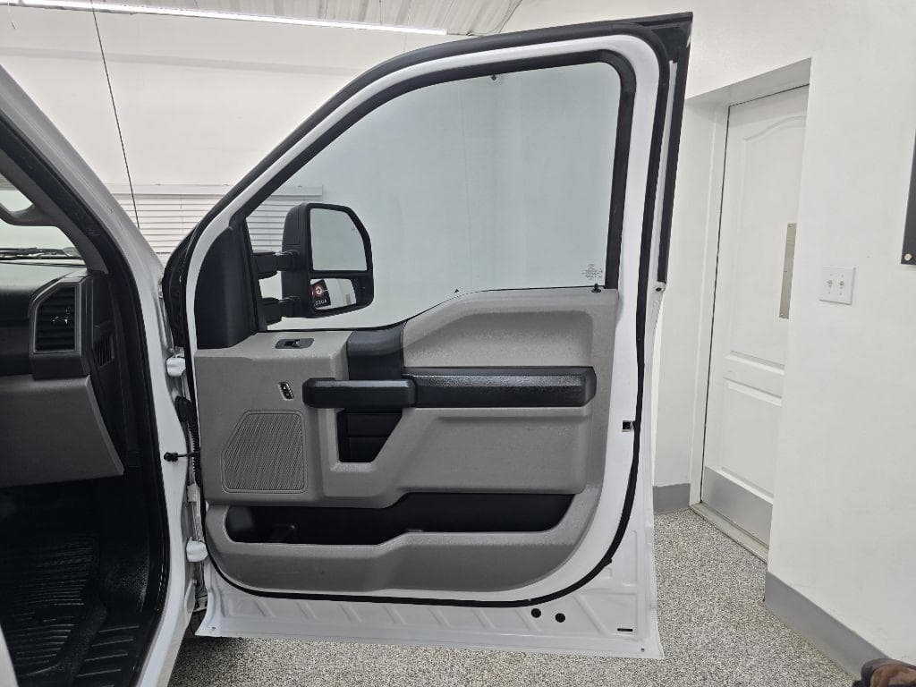 2019 FORD F-350 - Image 23