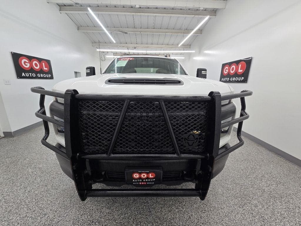 2021 CHEVROLET Silverado - Image 3