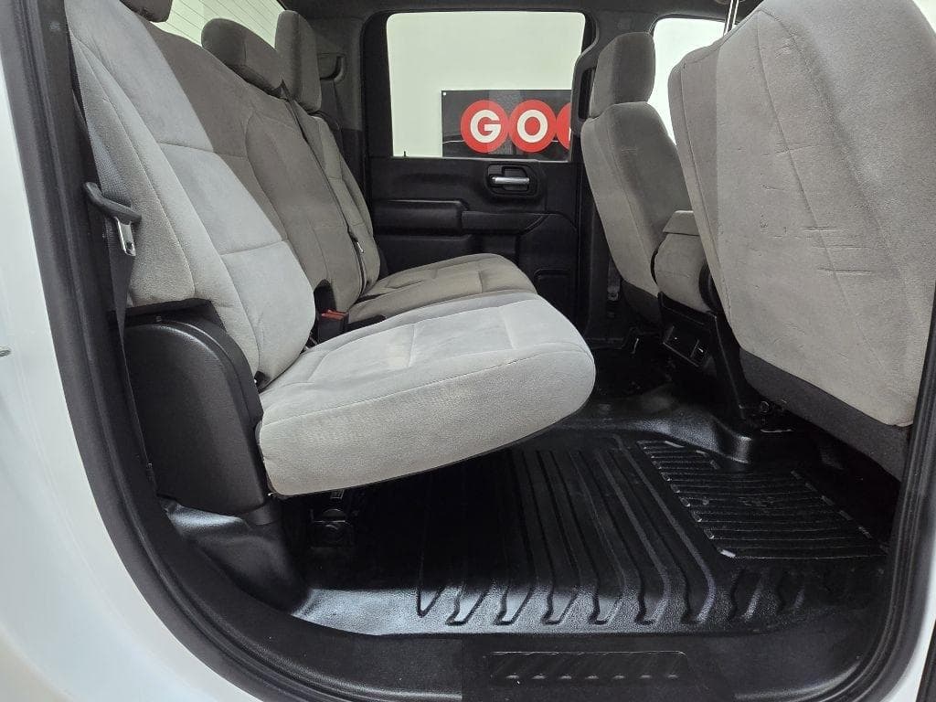 2021 CHEVROLET Silverado - Image 19