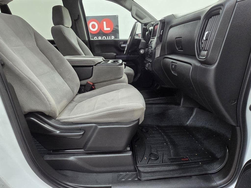 2021 CHEVROLET Silverado - Image 21