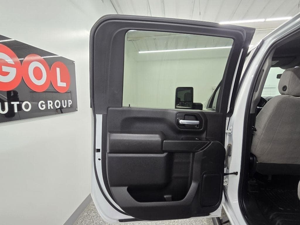 2021 CHEVROLET Silverado - Image 30