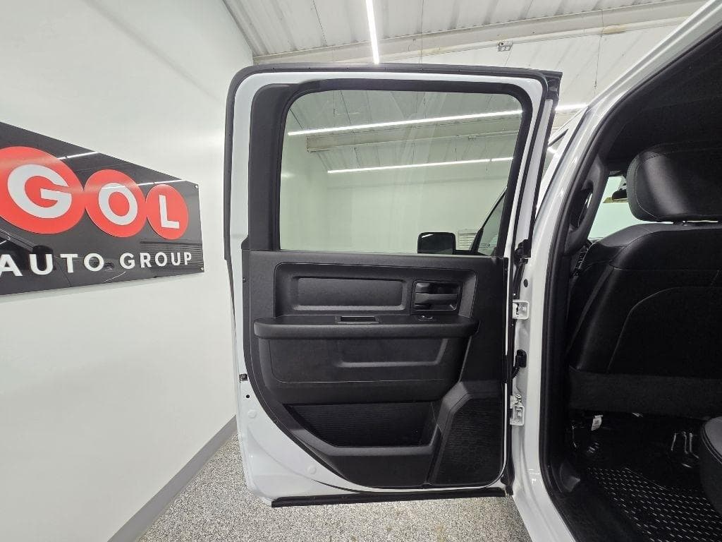 2022 RAM 2500 - Image 29