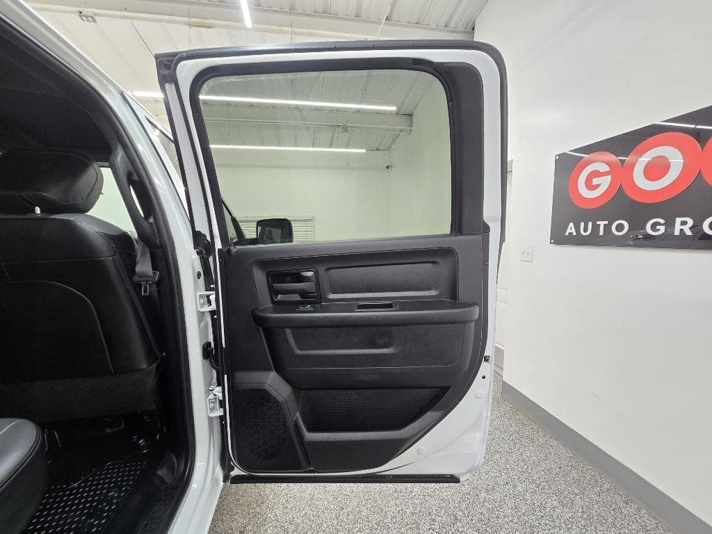 2022 RAM 2500 - Image 30