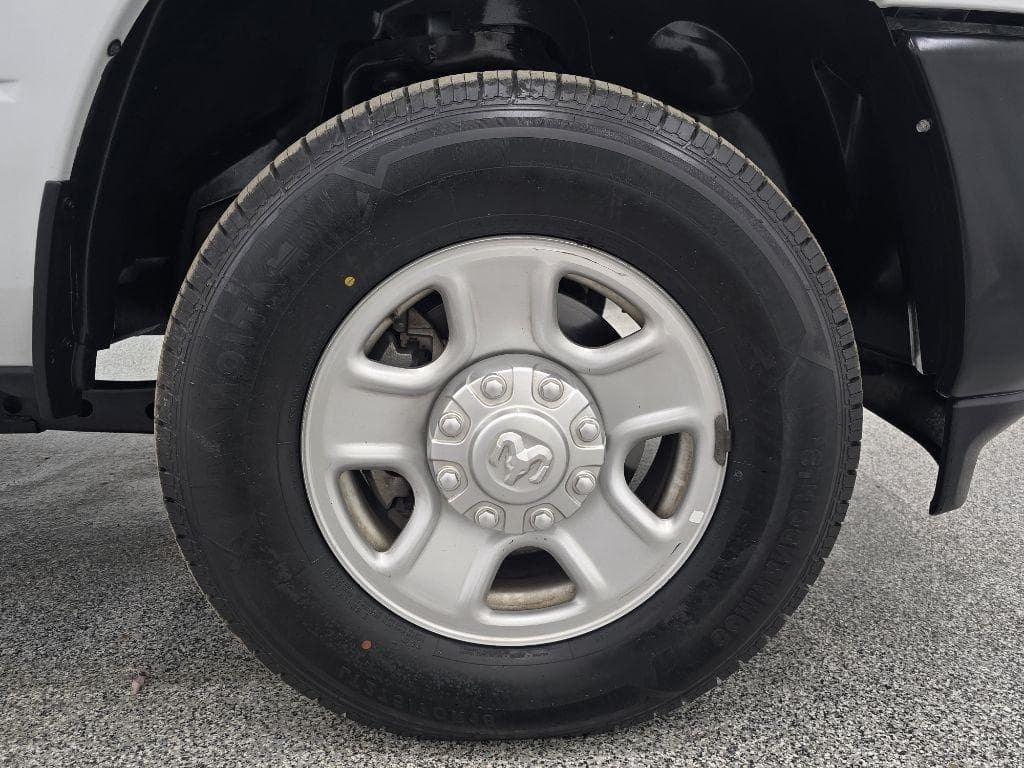 2022 RAM 2500 - Image 34