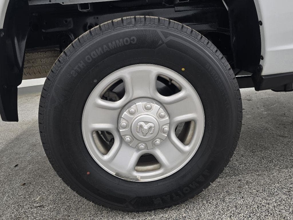 2022 RAM 2500 - Image 35