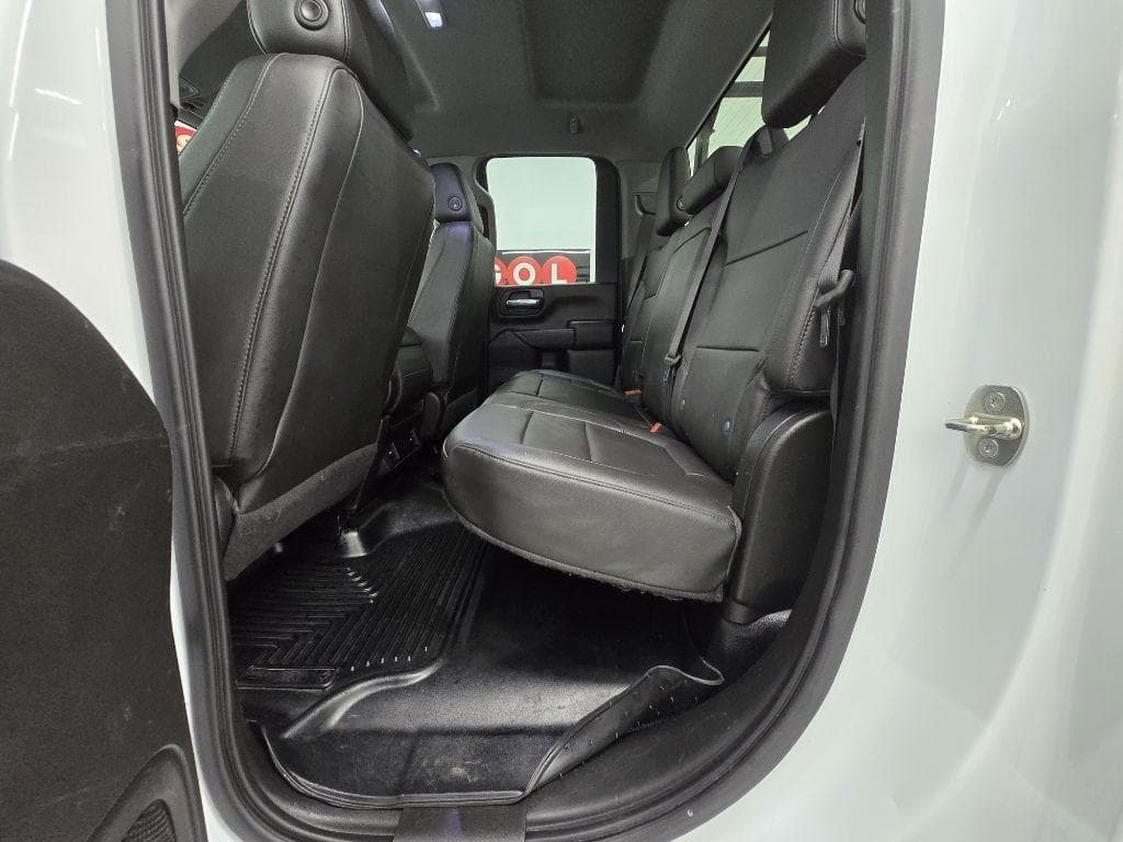 2020 CHEVROLET Silverado - Image 16