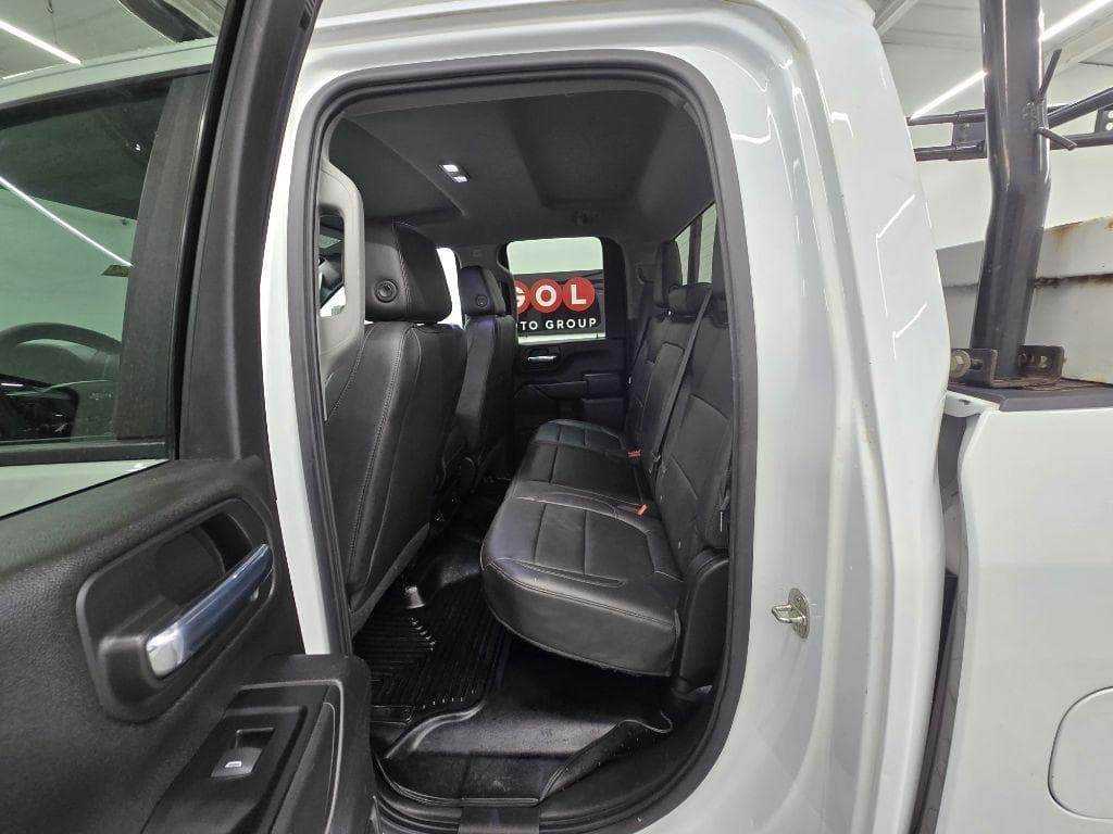 2020 CHEVROLET Silverado - Image 17