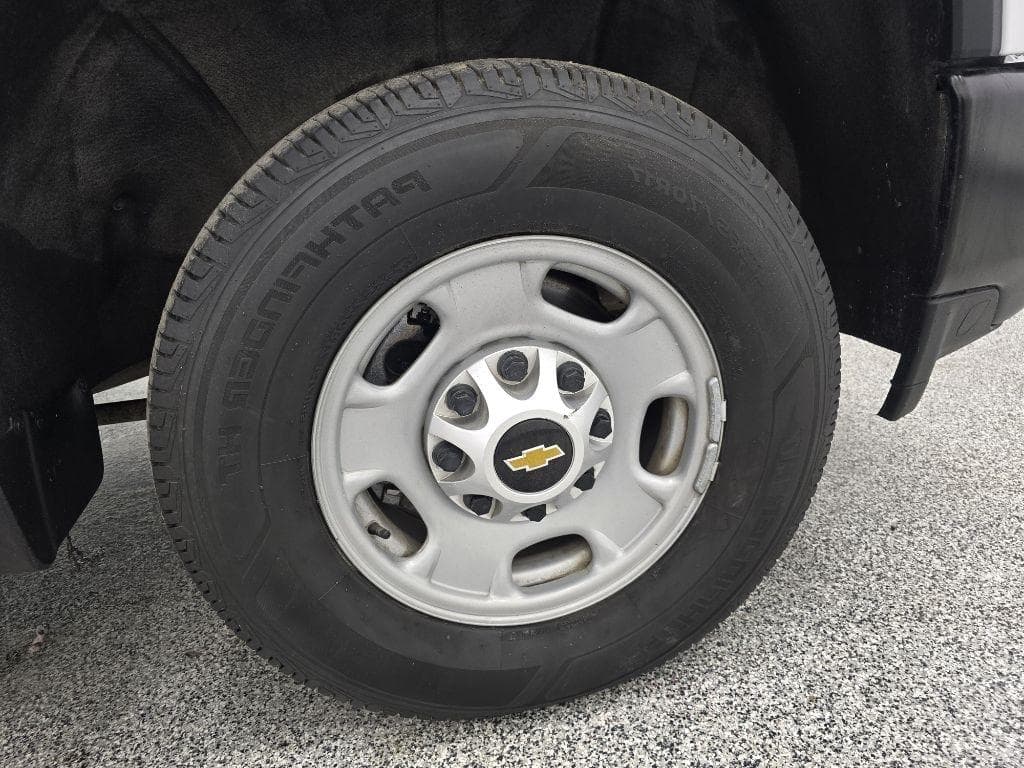 2020 CHEVROLET Silverado - Image 34