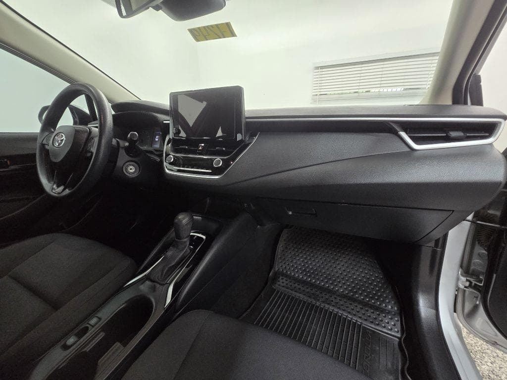 2023 TOYOTA Corolla - Image 21