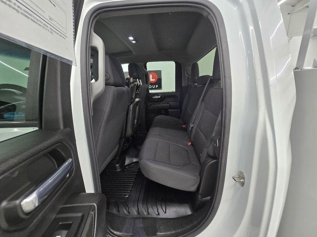 2022 CHEVROLET Silverado - Image 19