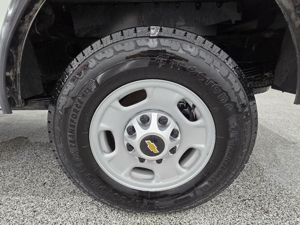 2022 CHEVROLET Silverado - Image 31