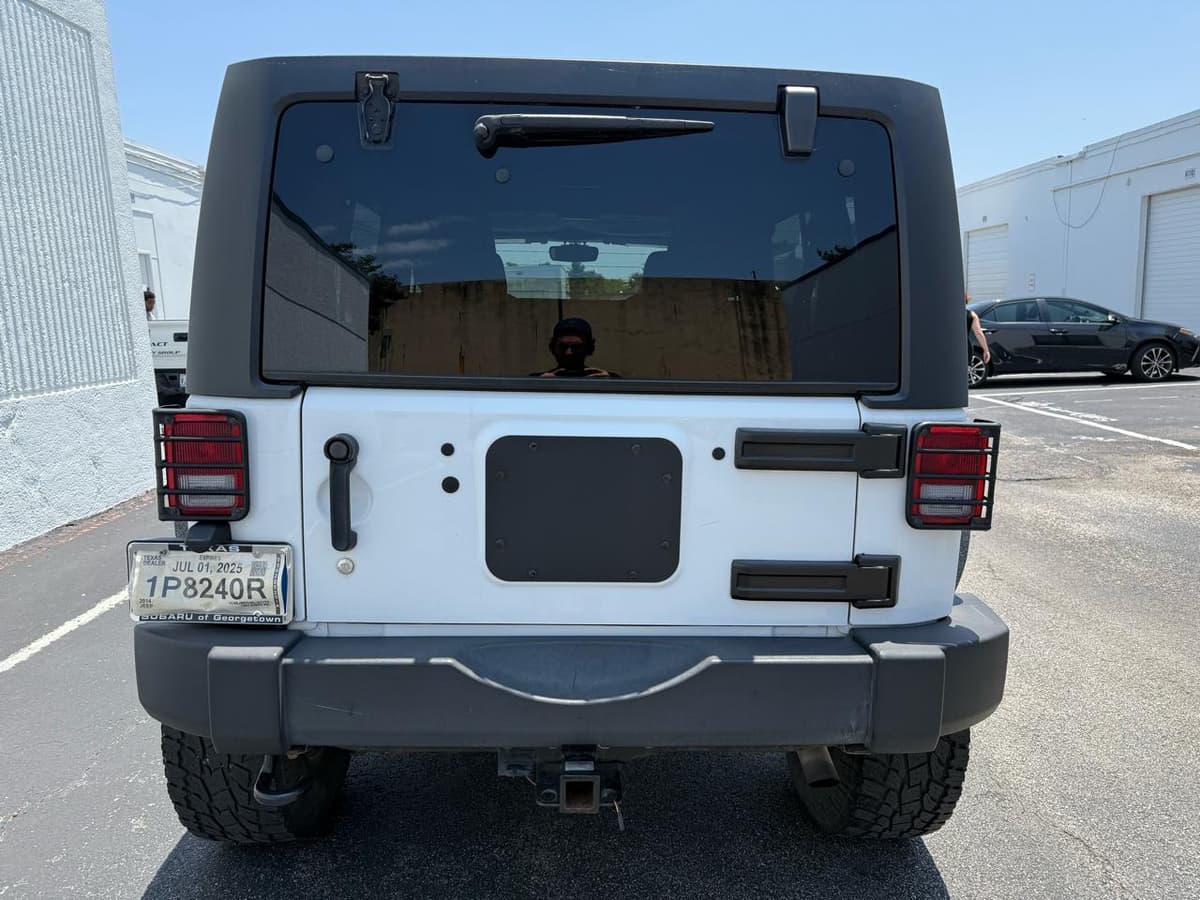 2014 Jeep Wrangler - Image 4
