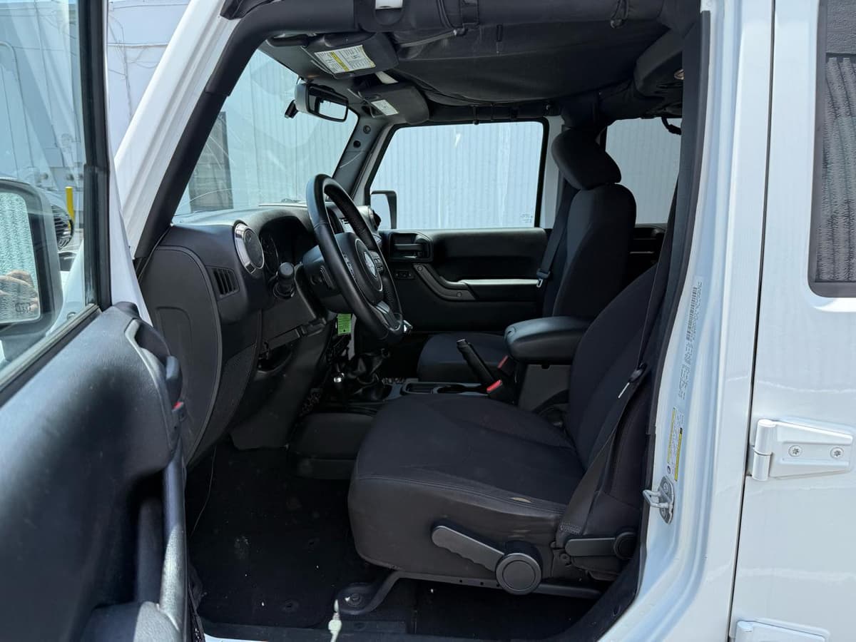 2014 Jeep Wrangler - Image 7