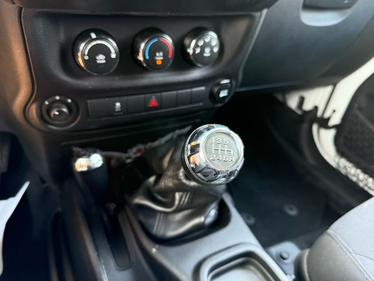 2014 Jeep Wrangler - Image 12