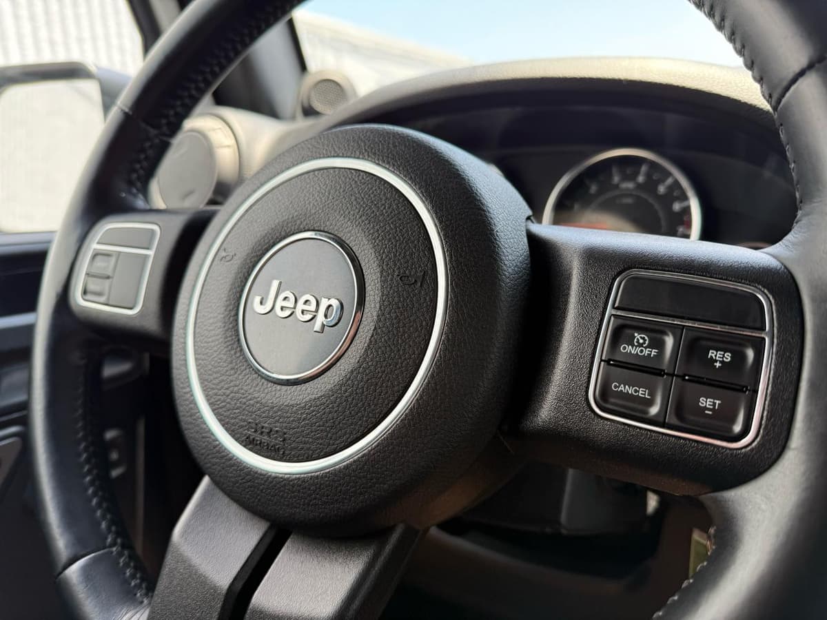 2014 Jeep Wrangler - Image 15