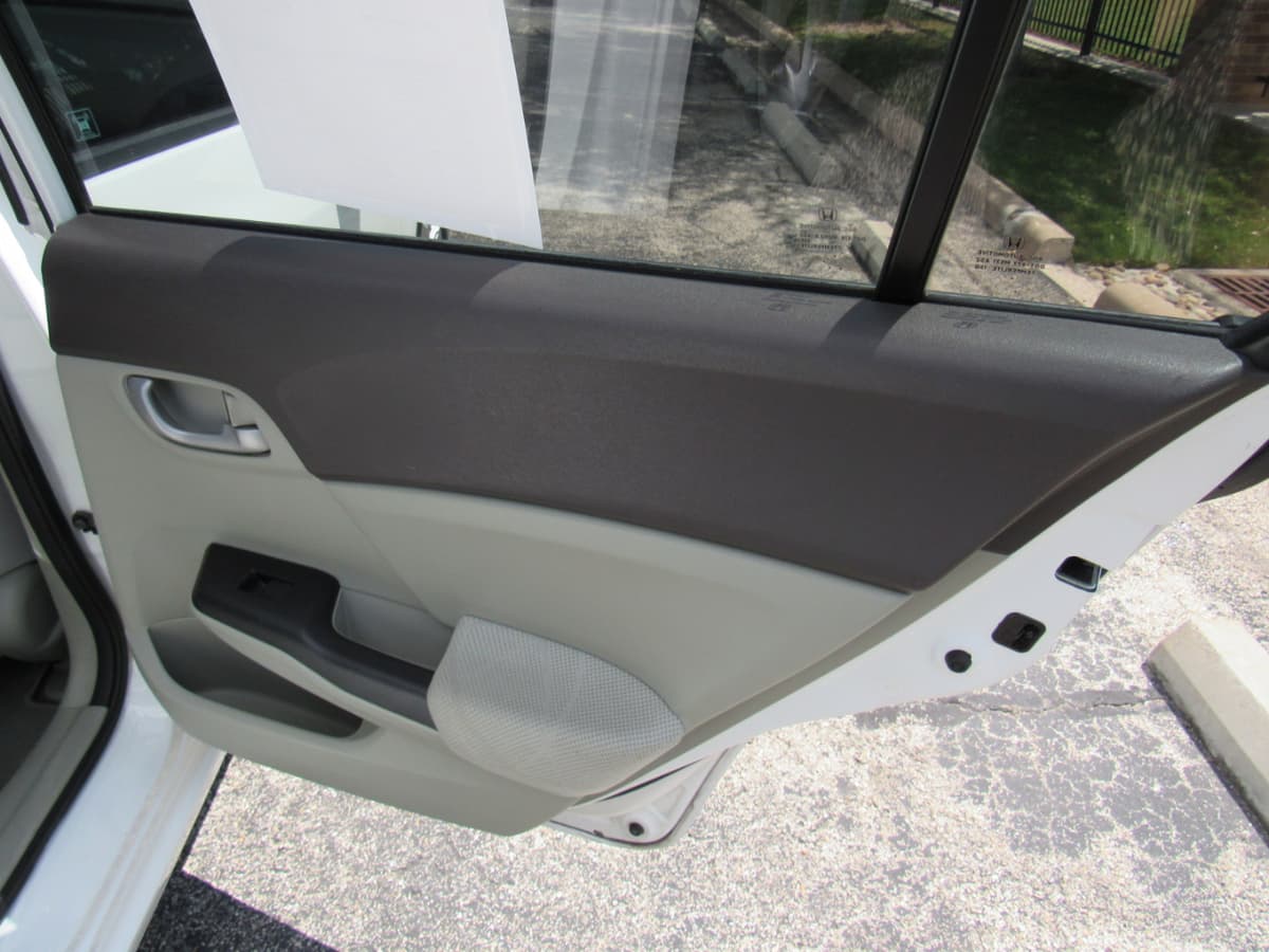 2012 Honda Civic - Image 10